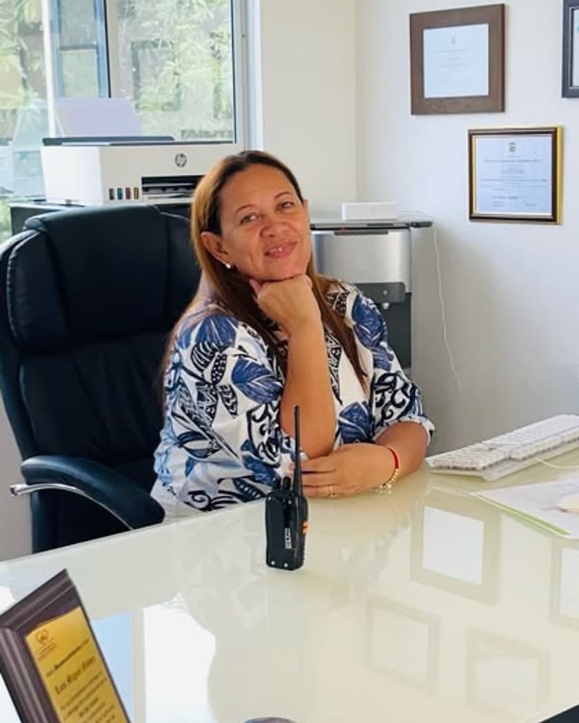 Elis Eloisa Pérez Espitia, psicóloga en Neiva, en su escritorio